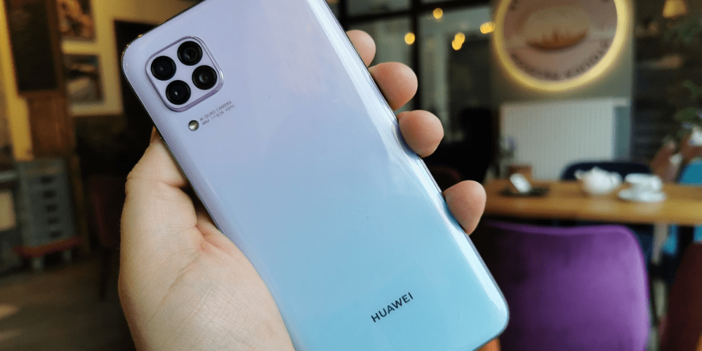 The Best Equipped Phones for the Price