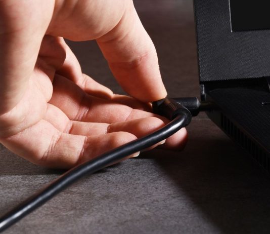 Optimizing Laptop Battery Performance Through Power Settings